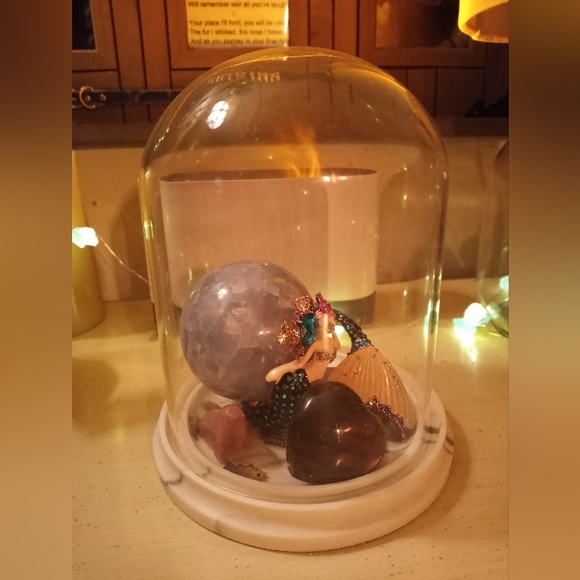 Crystal Entry - Picture 2 of 12